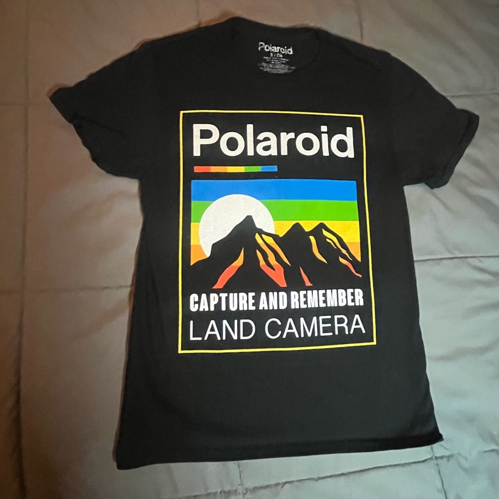 Polaroid Men's (Unisex) Graphic T-Shirt – Size Small‎